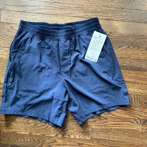 Lululemon Men's 7" Pace Breaker Short NWT